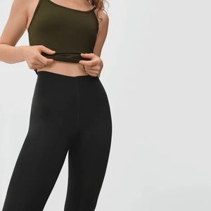 Everlane Perform Sculpt Leggings